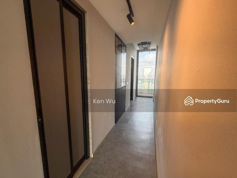 Condominium for Sale, Fulcrum, SGD 2,400,000 | Freehold