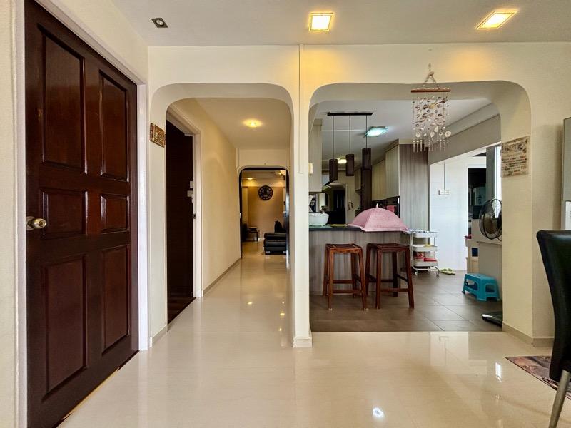 HDB Apartment for Sale, 846 Sims Avenue HDB Apartment For Sale, $1,200,000, 3 Bed 2 Bath 1,528 sqft $785.00 psf, SGD 1,200,000 | 99-year Leasehold