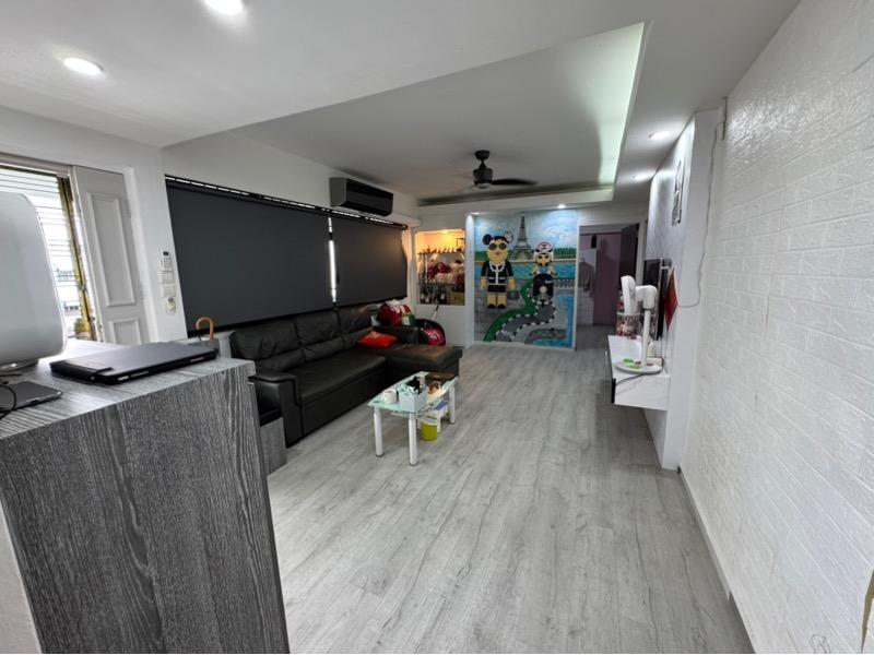 HDB Apartment for Sale, 275C Jurong West Street 25 HDB Apartment For Sale, $520,000, 3 Bed 2 Bath 968 sqft $537.00 psf, SGD 520,000 | 99-year Leasehold