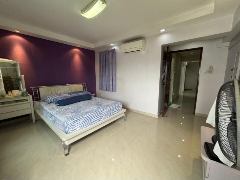 HDB Apartment for Sale, 621 Bukit Batok Central HDB Apartment For Sale, $899,000, 3 Bed 2 Bath 1,184 sqft $759.00 psf, SGD 899,000 | 99-year Leasehold