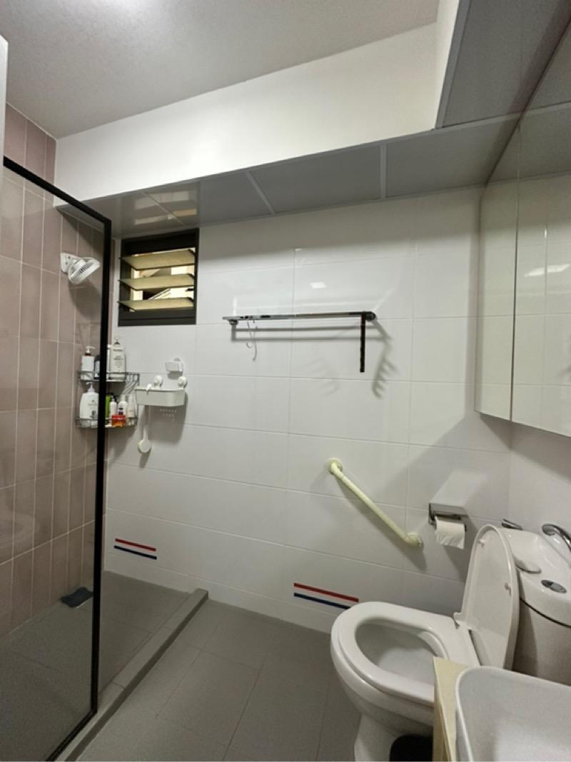HDB Apartment for Sale, 479B Yishun Street 42 HDB Apartment For Sale, $590,000, 3 Bed 2 Bath 1,001 sqft $589.00 psf, SGD 590,000 | 99-year Leasehold