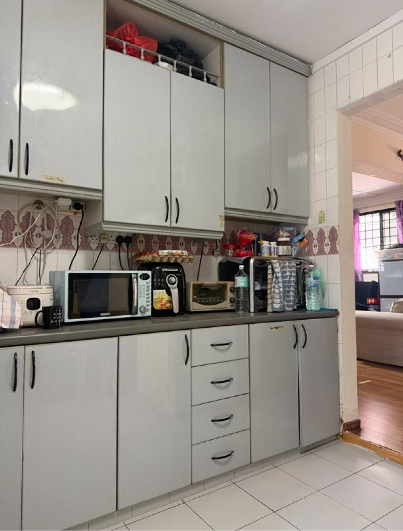 HDB Apartment for Sale, 533 Serangoon North Avenue 4 HDB Apartment For Sale, $660,000, 3 Bed 2 Bath 1,119 sqft $590.00 psf, SGD 660,000 | 99-year Leasehold