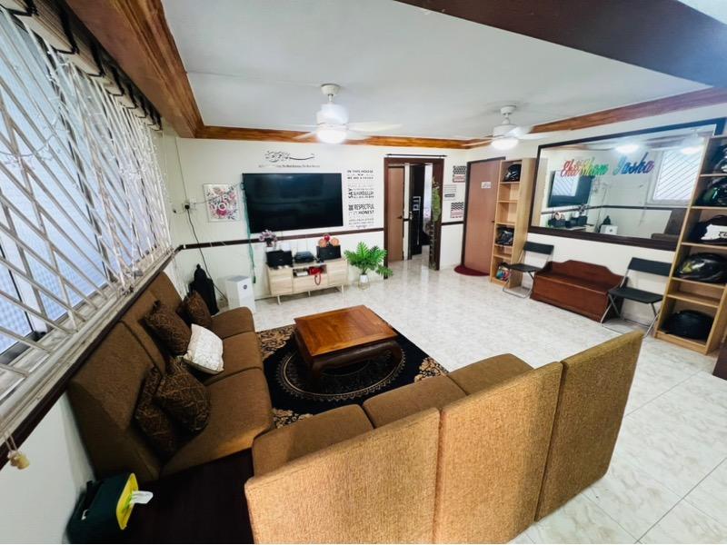 HDB Apartment for Sale: Yishun, D27, 760757