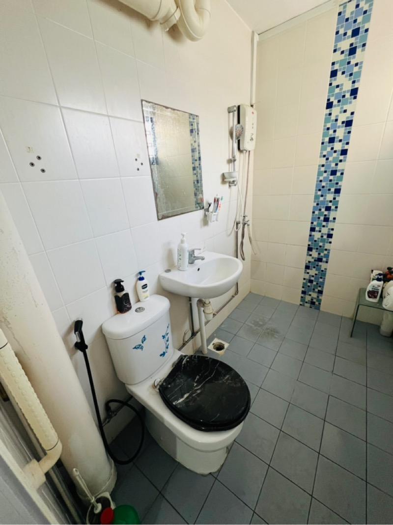 HDB Apartment for Sale: Yishun, D27, 760757