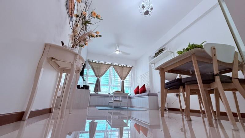 Prop-GPT: HDB Apartment: D28 Seletar 418A Fernvale Link