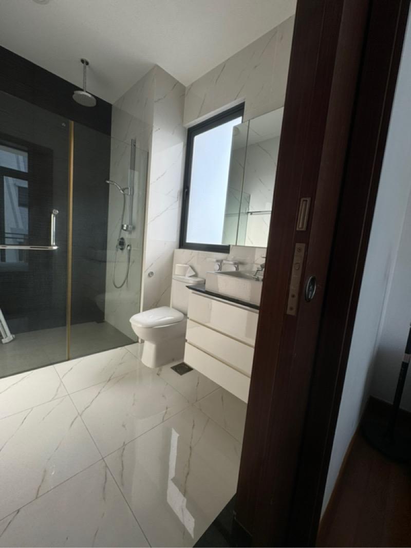 Condominium for Sale: D16, 546517
