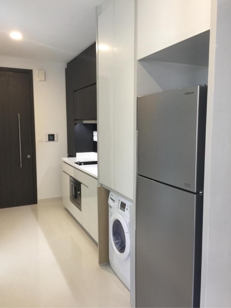 Condominium for Sale, The Cristallo Condominium For Sale, $899,0001 Bath 517 sqft $1,739.00 psf, SGD 899,000 | Freehold