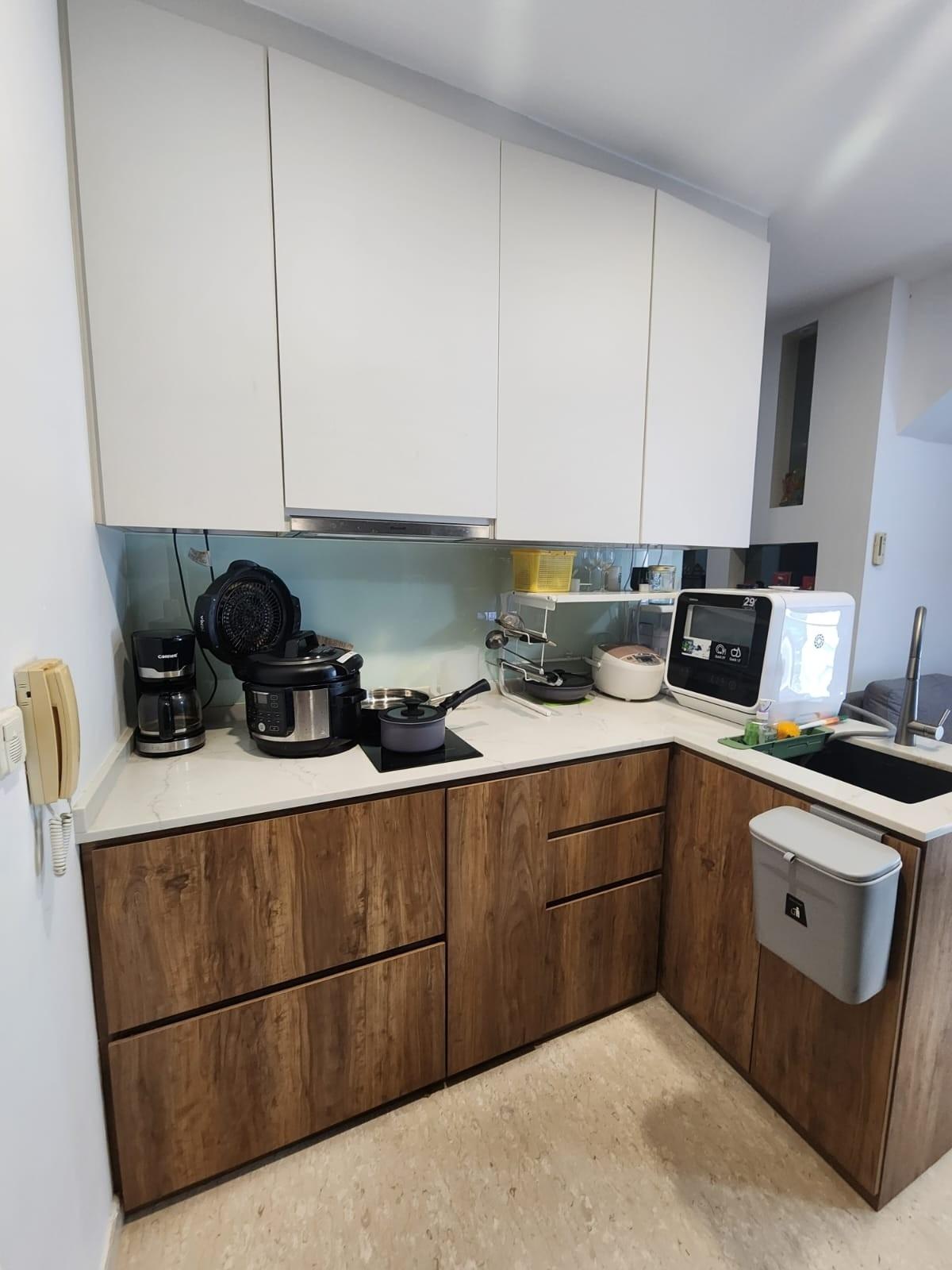 Condominium for Sale, Suites @ East Coast Condominium For Sale, $1,395,000, 1 Bed 2 Bath 947 sqft $1,473.00 psf, SGD 1,395,000 | Freehold