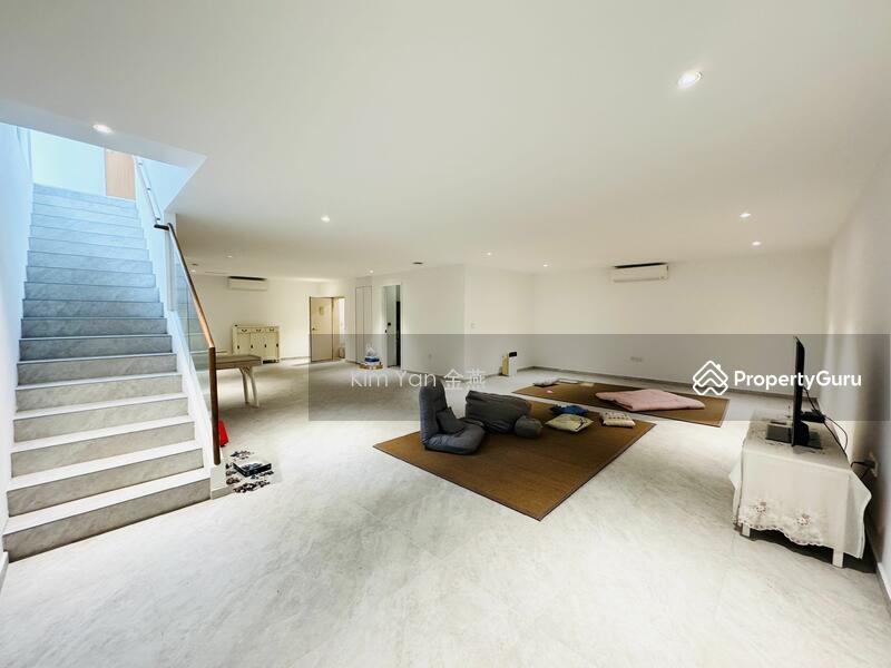 Bungalow for Sale, Very New & Freehold Bungalow with Lift & Basement, 6 Bedrooms Ensuite, Kovan MRT &Heartland Mall, SGD 9,000,000 | 999-year lease