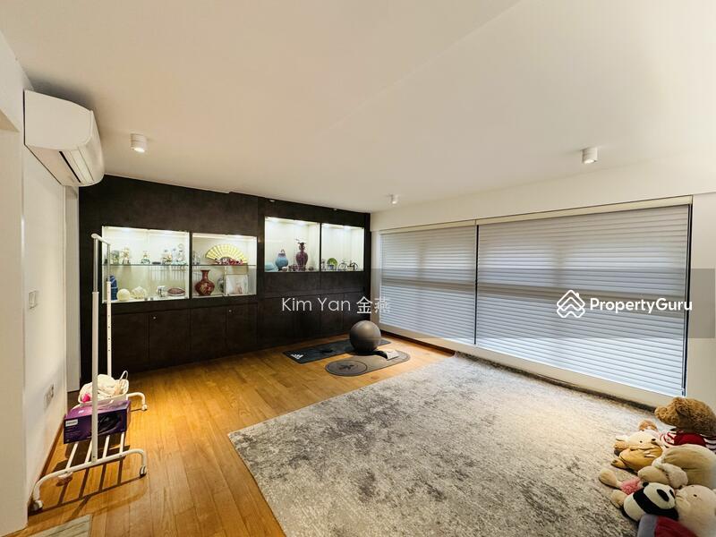 Bungalow for Sale, Very New & Freehold Bungalow with Lift & Basement, 6 Bedrooms Ensuite, Kovan MRT &Heartland Mall, SGD 9,000,000 | 999-year lease