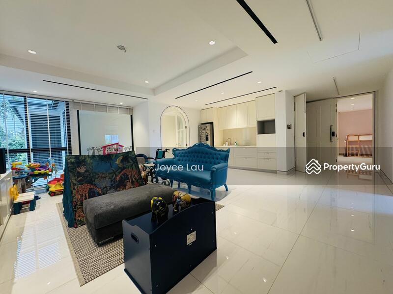 Bungalow - Good Class for Sale, Own this House! Like brand new, Good Class Bungalow, Perfect home for multi generation., SGD 23,700,000 | Freehold