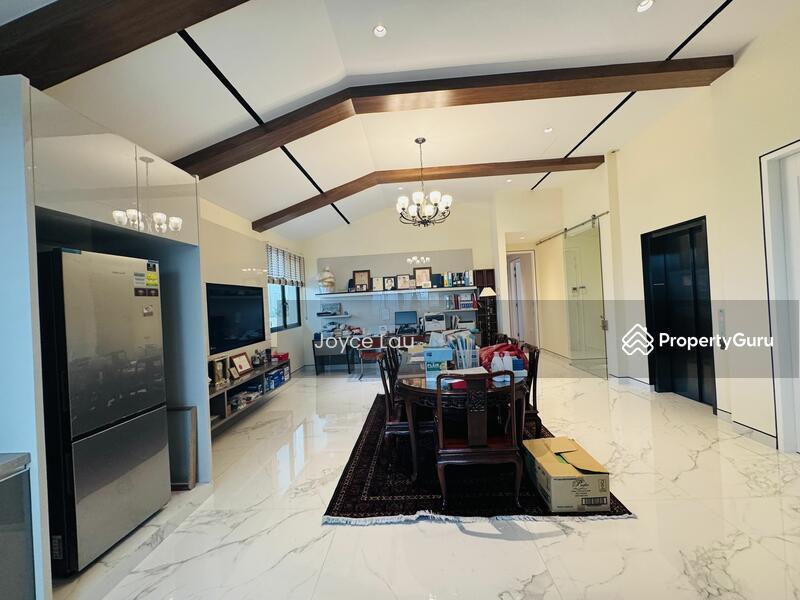 Bungalow - Good Class for Sale, Own this House! Like brand new, Good Class Bungalow, Perfect home for multi generation., SGD 23,700,000 | Freehold
