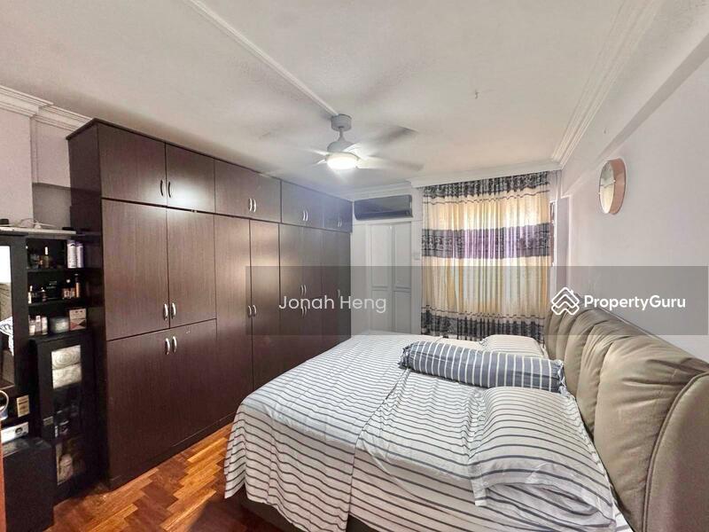 HDB Flat for Sale, 653 Yishun Avenue 4, SGD 600,000 | 99-year lease