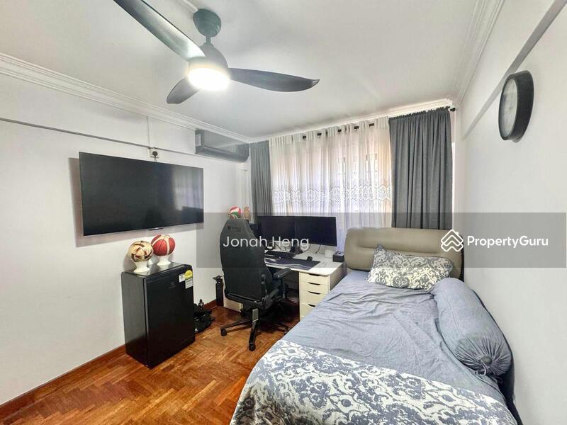 HDB Flat for Sale, 653 Yishun Avenue 4, SGD 600,000 | 99-year lease