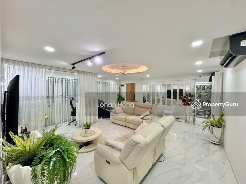 HDB Flat for Sale, 653 Yishun Avenue 4, SGD 600,000 | 99-year lease