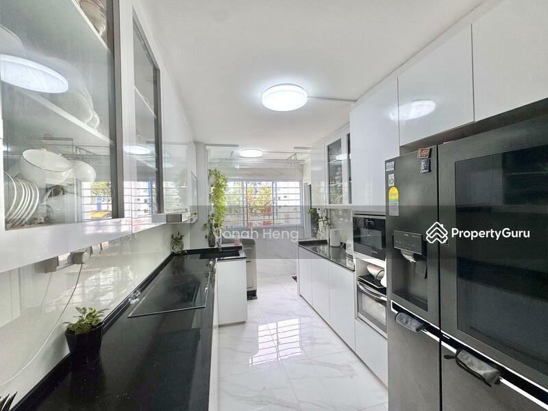HDB Flat for Sale, 653 Yishun Avenue 4, SGD 600,000 | 99-year lease