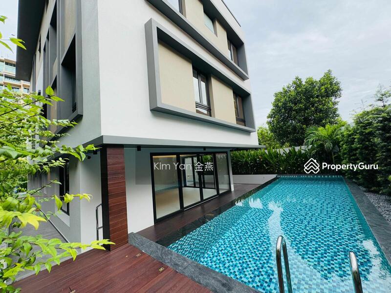 Prop-GPT: Bungalow: D16  Brand New & Freehold Bungalow, 9 big bedrooms en-suite for big family, 4 levels with Lift