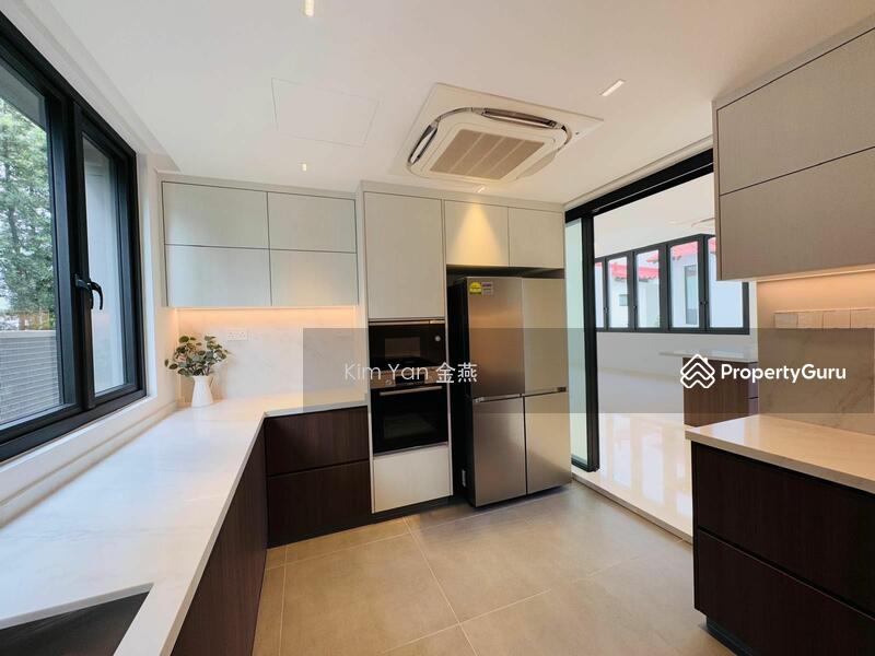 Bungalow for Sale, Brand New & Freehold Bungalow, 9 big bedrooms en-suite for big family, 4 levels with Lift, SGD 11,880,000 | Freehold