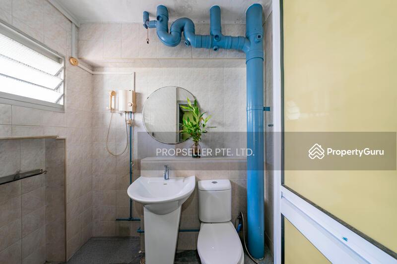 HDB Flat for Sale, 342 Tampines Street 33, SGD 580,000 | 99-year lease