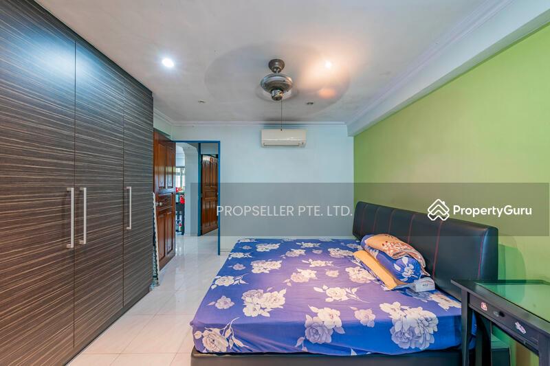 HDB Flat for Sale, 342 Tampines Street 33, SGD 580,000 | 99-year lease