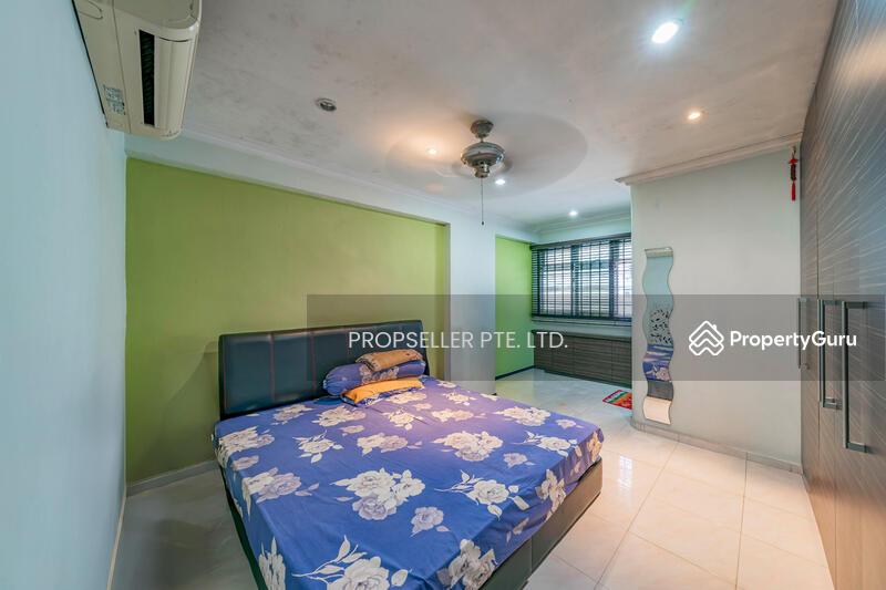 HDB Flat for Sale, 342 Tampines Street 33, SGD 580,000 | 99-year lease