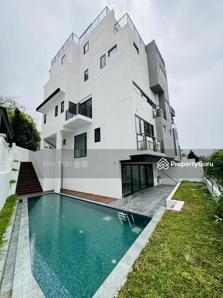 Prop-GPT: Corner Terrace: D19  Brand New & Luxury, 6 levels with Lift, basement with natural light/ventilation and swimming pool
