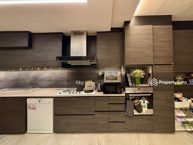 HDB Flat for Sale: D19, 530128