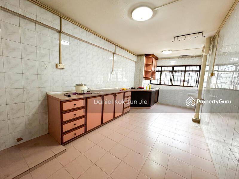 HDB Flat for Sale, 402 Bedok North Avenue 3, SGD 439,999 | 99-year lease