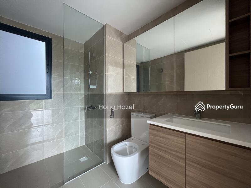 Condominium for Sale, Treasure at Tampines, SGD 1,620,000 | 99-year lease