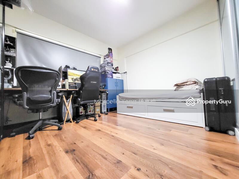 HDB Flat for Sale: D19, 530654