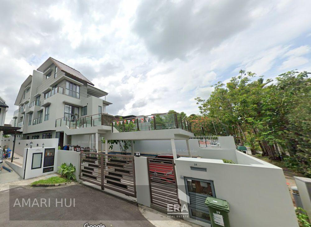 Prop-GPT: Semi-Detached: D26  Springleaf Road For Sale