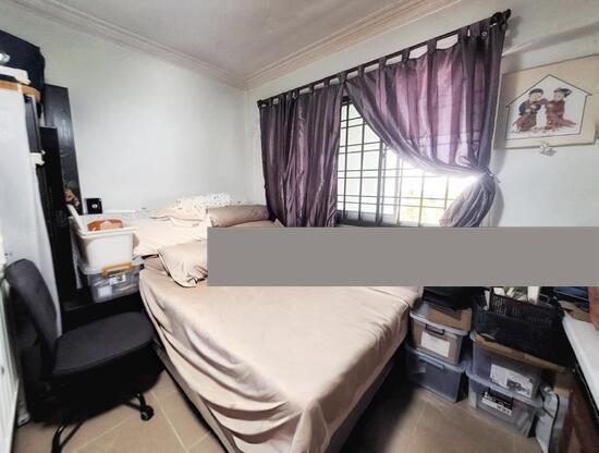 HDB Apartment for Sale, 350 Choa Chu Kang Central HDB Apartment For Sale, $900,000, 4 Bed 3 Bath 1,593 sqft $565.00 psf, SGD 900,000 | 99-year Leasehold