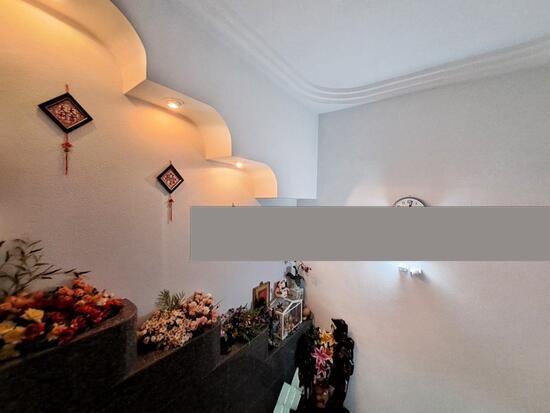 HDB Apartment for Sale, 350 Choa Chu Kang Central HDB Apartment For Sale, $900,000, 4 Bed 3 Bath 1,593 sqft $565.00 psf, SGD 900,000 | 99-year Leasehold