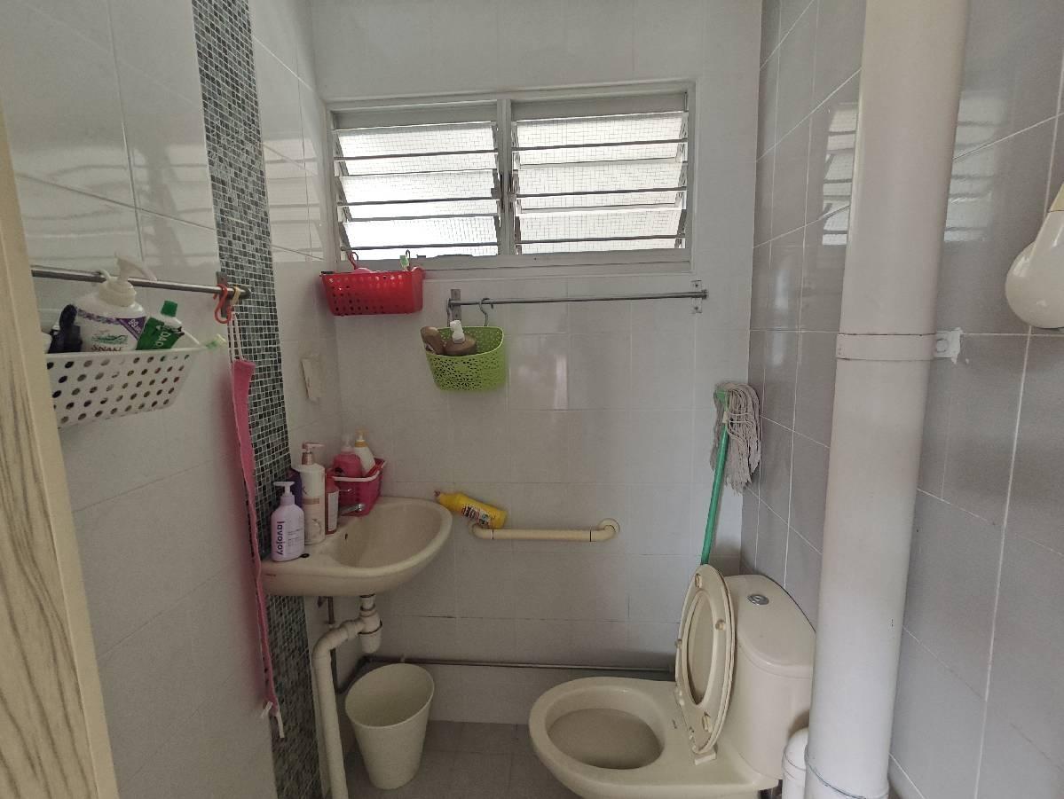 HDB Apartment for Sale, 527 Bedok North Street 3 HDB Apartment For Sale, $868,000, 4 Bed 4 Bath 1,464 sqft $593.00 psf, SGD 868,000 | 99-year Leasehold