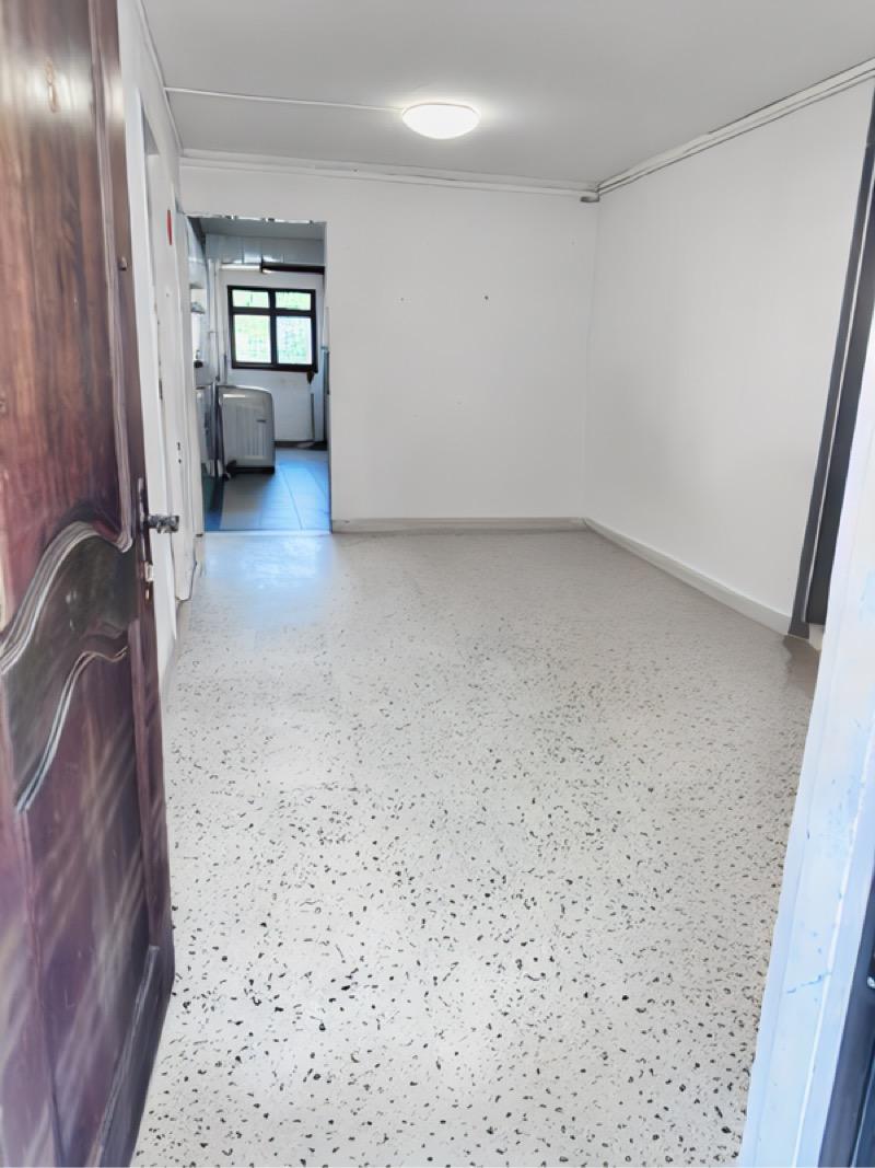 Prop-GPT: HDB Apartment: D03  82 Commonwealth Close