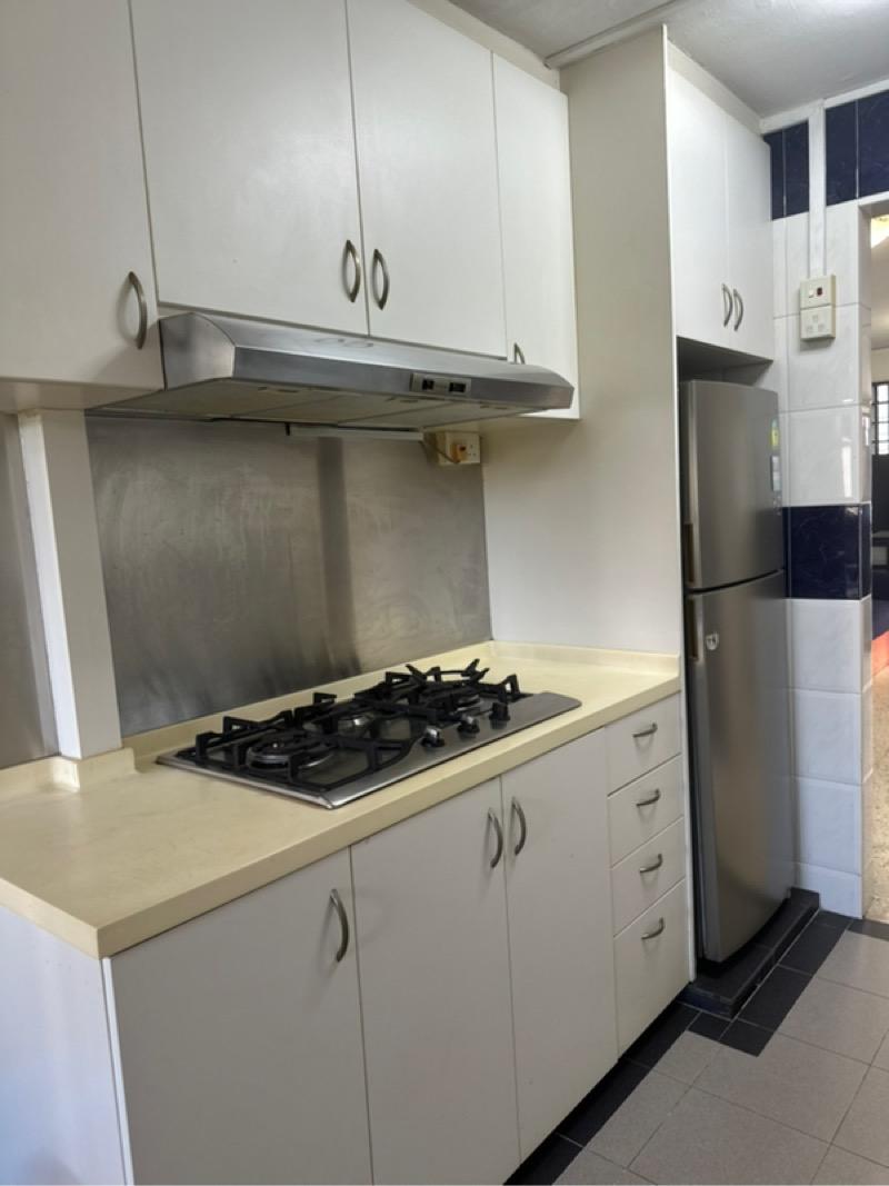 HDB Apartment for Sale, 82 Commonwealth Close HDB Apartment For Sale, $362,000, 2 Bed 2 Bath 645 sqft $561.00 psf, SGD 362,000 | 99-year Leasehold
