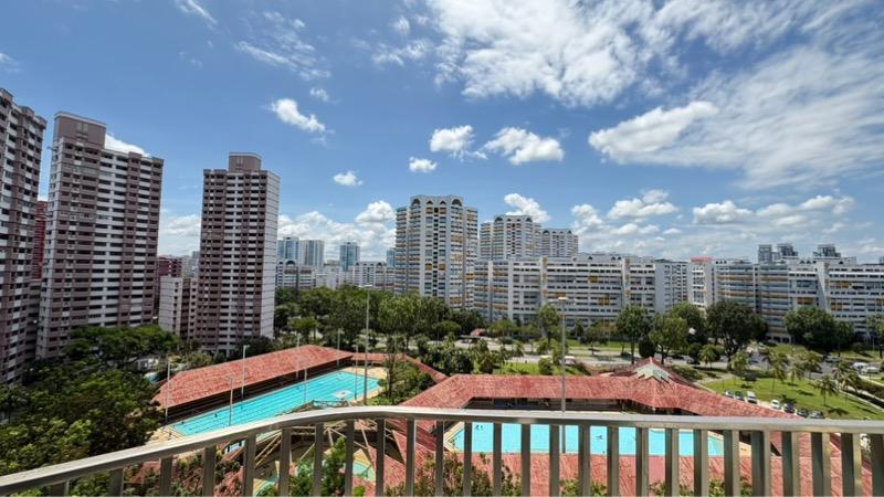 Prop-GPT: HDB Apartment: D23 Bukit Batok 296C Bukit Batok Street 22