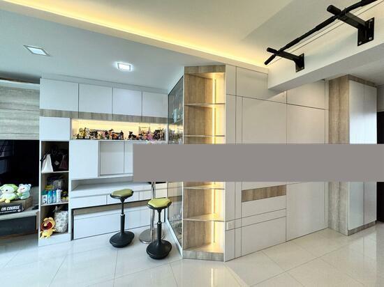HDB Apartment for Sale, 113D McNair Towers HDB Apartment For Sale, $1,083,000, 3 Bed 2 Bath 1,001 sqft $1,082.00 psf, SGD 1,083,000 | 99-year Leasehold