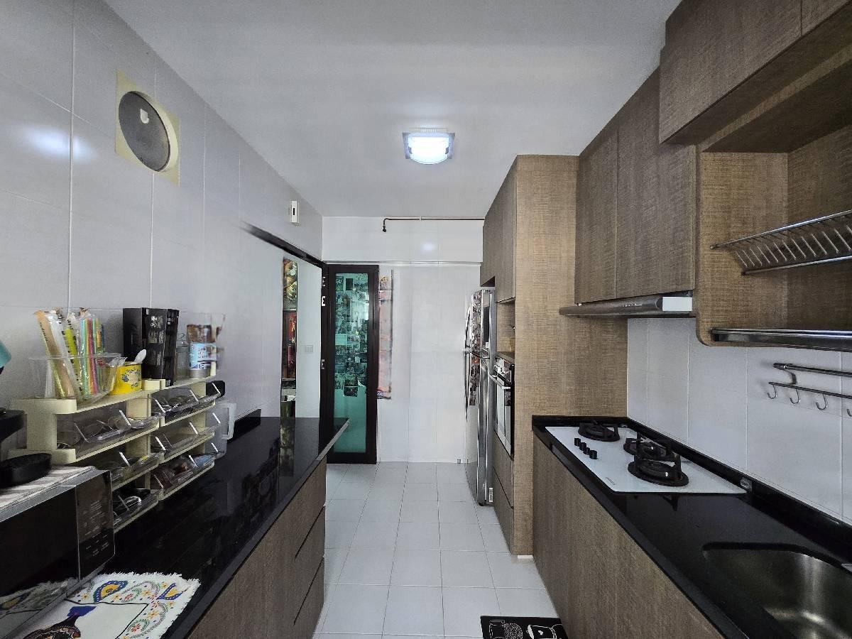 HDB Apartment for Sale: D19, 542327
