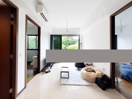 Prop-GPT: Condominium: D10 Holland Royalgreen