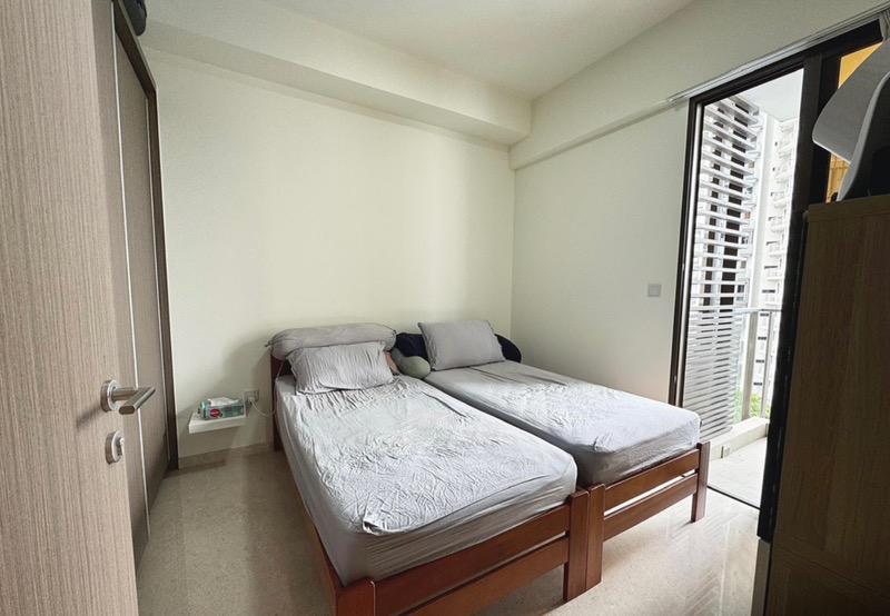 Apartment for Sale, Seaside Residences Apartment For Sale, $1,270,000, 1 Bed 1 Bath 592 sqft $2,145.00 psf, SGD 1,270,000 | 99-year Leasehold
