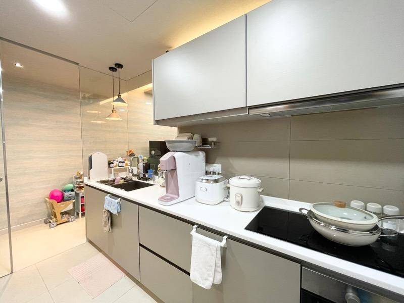 Condominium for Sale, H2O Residences Condominium For Sale, $1,780,000, 3 Bed 3 Bath 1,130 sqft $1,575.00 psf, SGD 1,780,000 | 99-year Leasehold