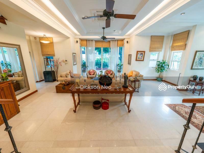 Prop-GPT: Bungalow: D10  University Trevose Beautiful 2 1/2 Sty D w Basement  Botanic Garden MRT Dickson9488.40.80