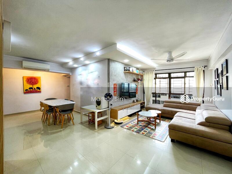 Prop-GPT: HDB Flat: D12  18 Jalan Tenteram