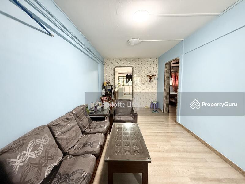 Prop-GPT: HDB Flat: D20 Ang Mo Kio 445 Ang Mo Kio Avenue 10