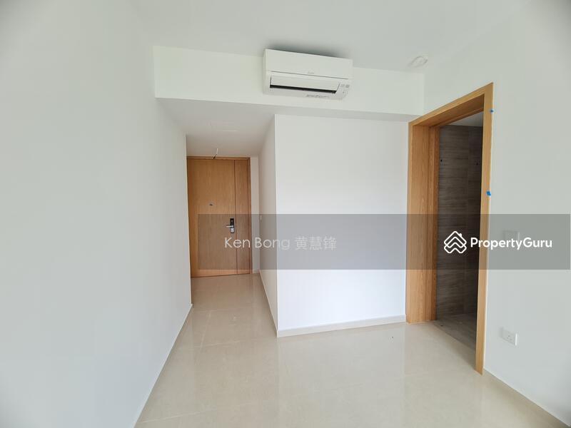 Prop-GPT: Condominium: D23 Hillview Midwood