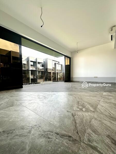 Condominium for Sale, The Commodore, SGD 3,252,600 | 99-year lease