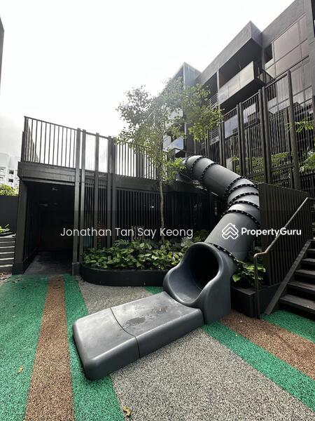 Condominium for Sale, The Commodore, SGD 3,252,600 | 99-year lease