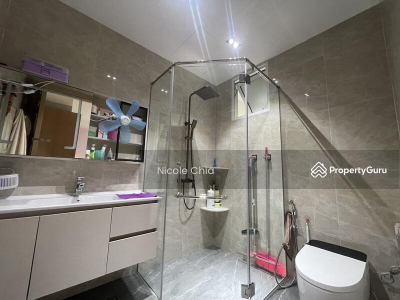 Terrace for Sale, Century Woods, SGD 3,180,000 | 99-year lease