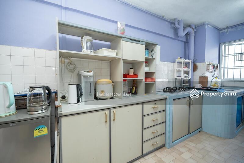 HDB Flat for Sale, 456 Tampines Street 42, SGD 580,000 | 99-year lease